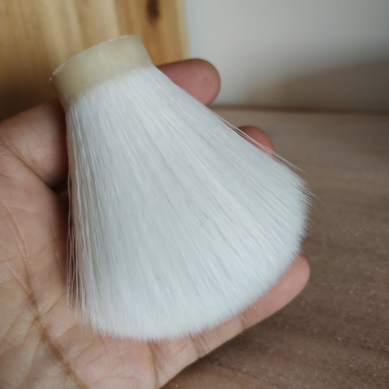 Dscosmetic Белоснежные синтети – обзор и цена Shaving Brush Set